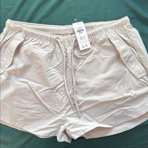 Women's Beige Shorts